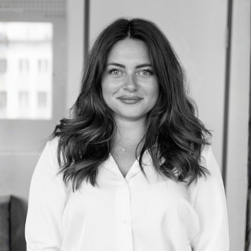 Cindy Palfi - Junior accountant.